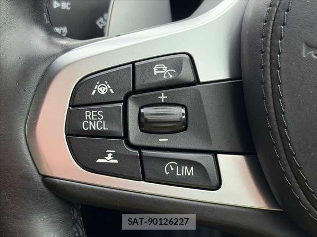 Bmw 5 SERIES 2017-09 8206583-11