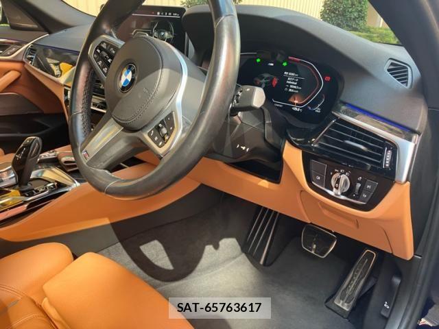 Bmw 5 SERIES 2021-08 8206580-12