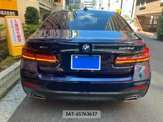 Bmw 5 SERIES 2021-08 8206580-1