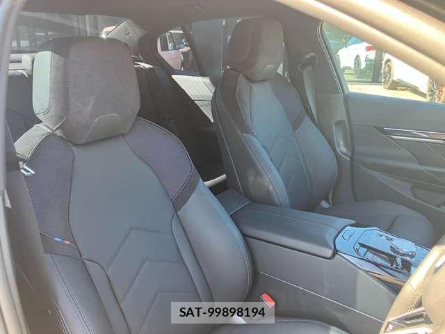 Bmw 5 SERIES 2025-03 8206577-11