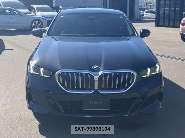 Bmw 5 SERIES 2025-03 8206577-4