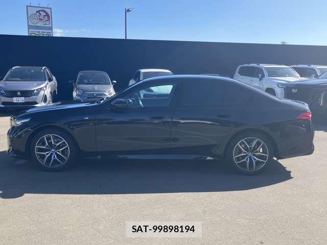 Bmw 5 SERIES 2025-03 8206577-7