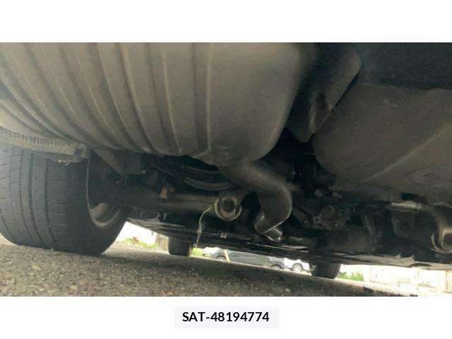 Bmw 5 SERIES 2011-08 8229039-9