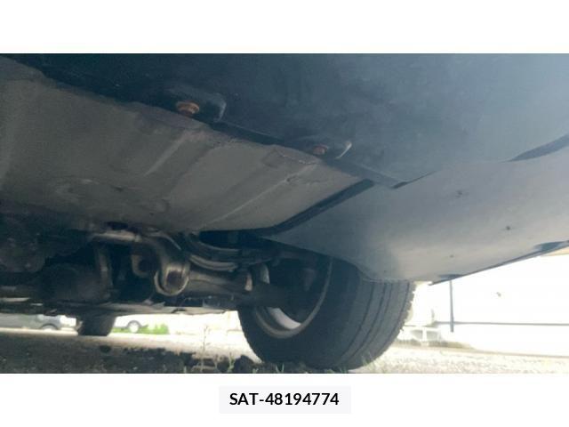Bmw 5 SERIES 2011-08 8229039-10