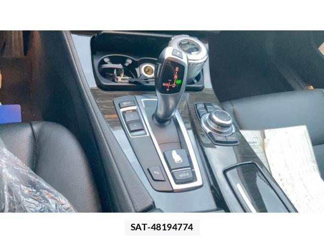 Bmw 5 SERIES 2011-08 8229039-21