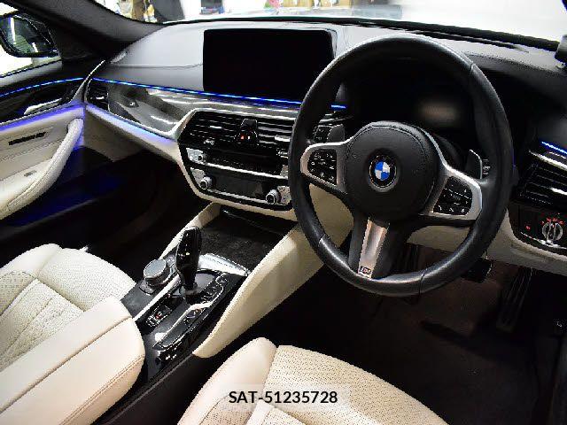 Bmw 5 SERIES 2021-03 8244703-18