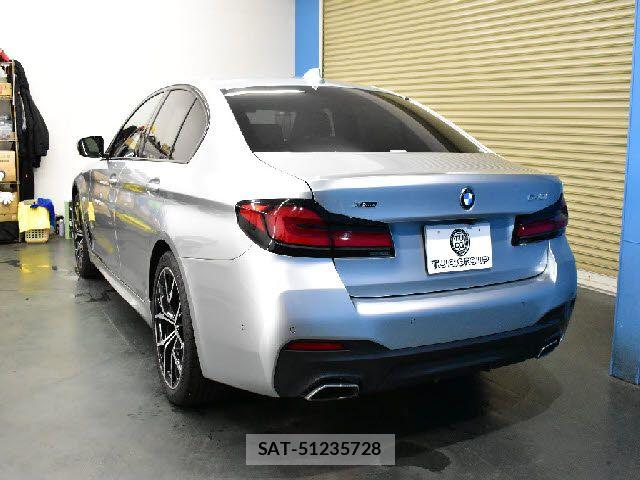 Bmw 5 SERIES 2021-03 8244703-24