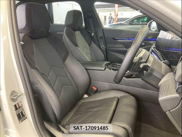 Bmw 5 SERIES 2024-03 8244704-10