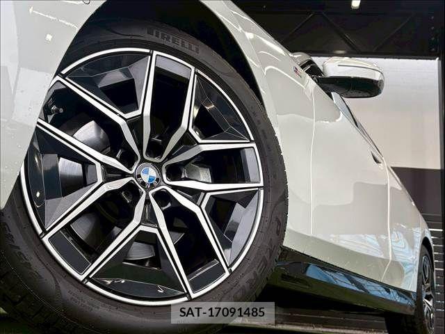 Bmw 5 SERIES 2024-03 8244704-18
