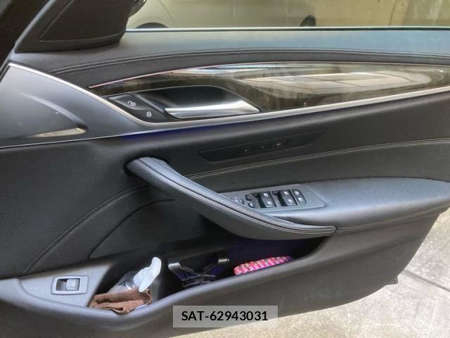 Bmw 5 SERIES 2017-10 8244706-17