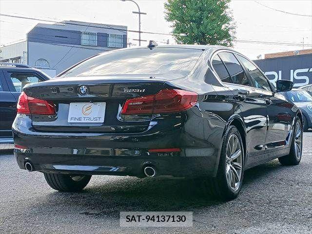 Bmw 5 SERIES 2017-07 8335066-16
