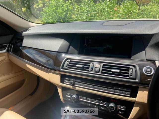 Bmw 5 SERIES 2011-09 8335067-22
