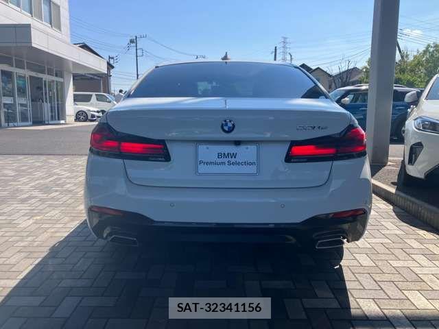 Bmw 5 SERIES 2021-05 8353975-4