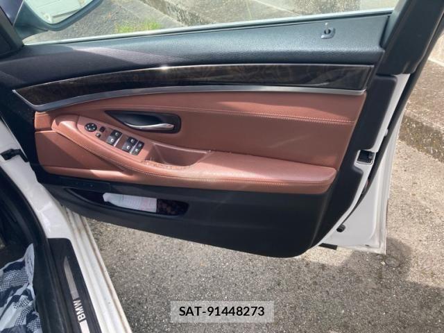 Bmw 5 SERIES 2010-08 8353977-10