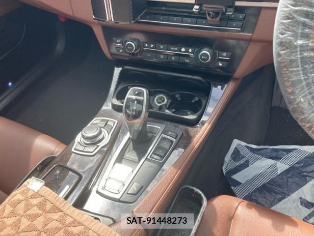 Bmw 5 SERIES 2010-08 8353977-16