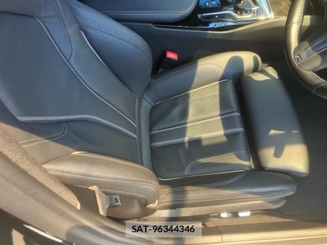 Bmw 5 SERIES 2022-06 8364935-10