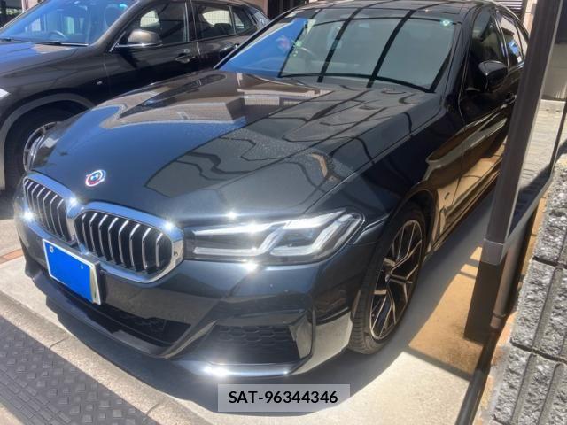 Bmw 5 SERIES 2022-06 8364935-1