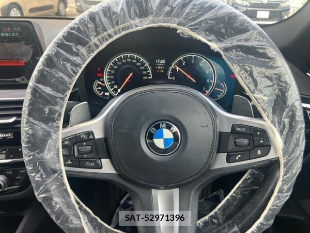Bmw 5 SERIES 2018-08 8364937-12