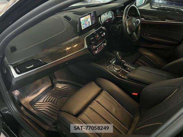 Bmw 5 SERIES 2018-07 8364939-13