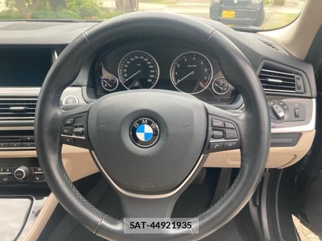 Bmw 5 SERIES 2015-11 8371468-15