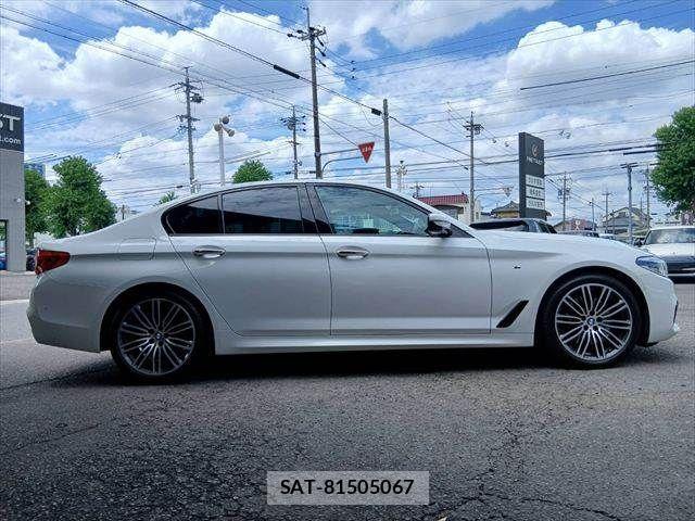 Bmw 5 SERIES 2017-11 8411411-15