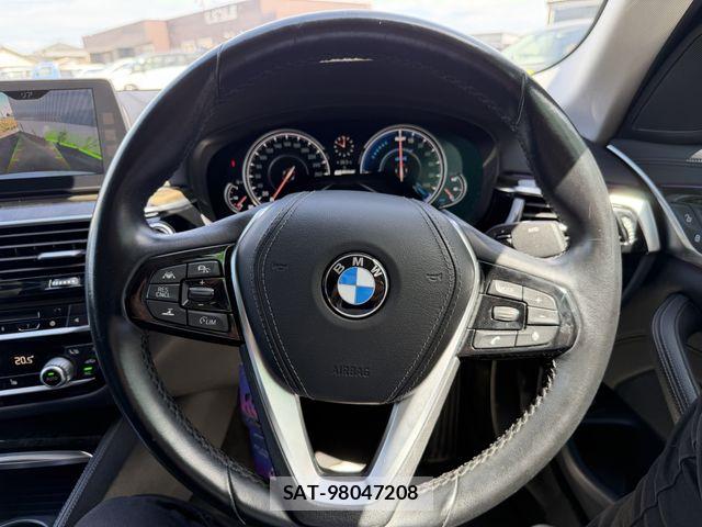 Bmw 5 SERIES 2018-09 8411413-25