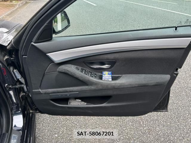 Bmw 5 SERIES 2015-12 8437959-11