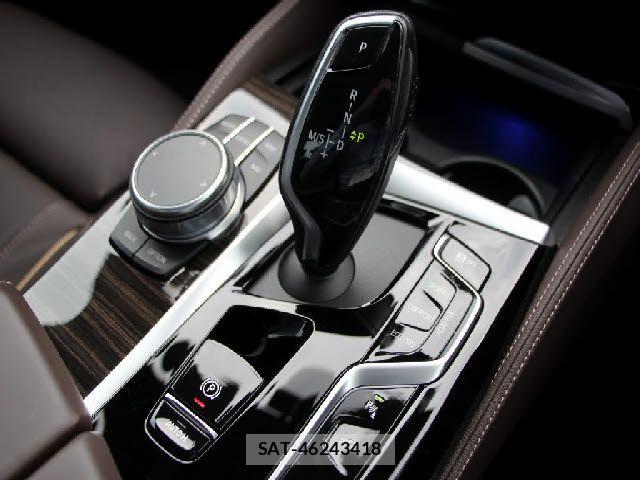Bmw 5 SERIES 2020-10 8523752-16