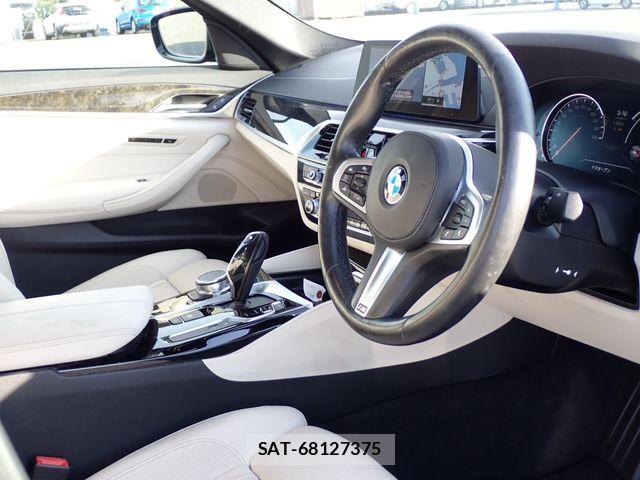 Bmw 5 SERIES 2017-09 8523749-1