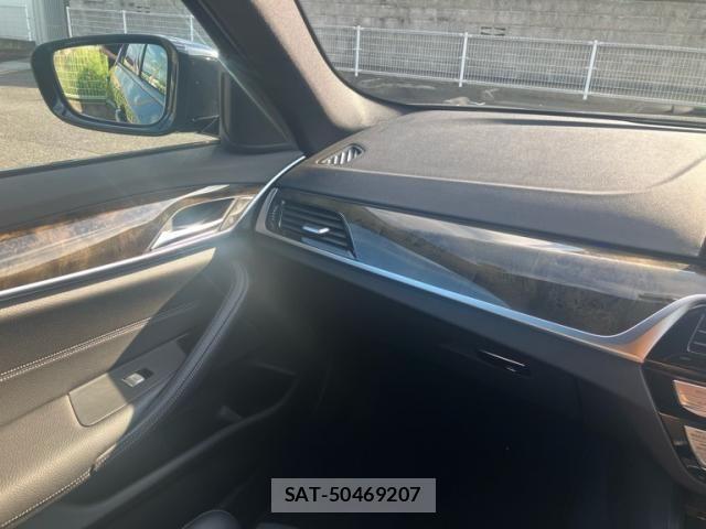 Bmw 5 SERIES 2019-12 8523753-24