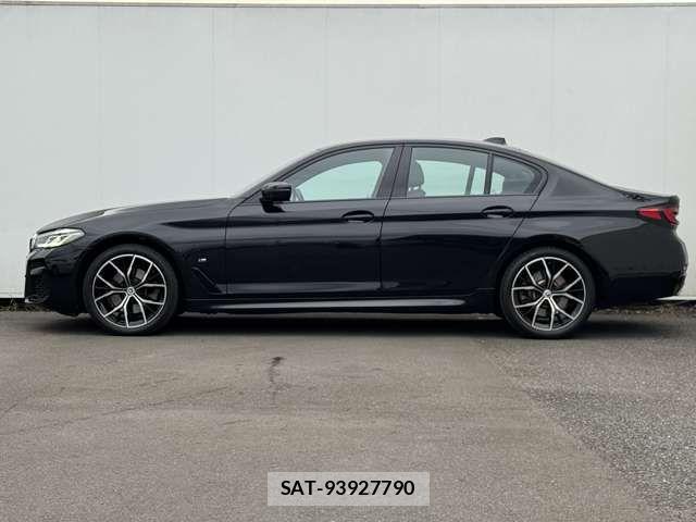 Bmw 5 SERIES 2022-12 8523751-5