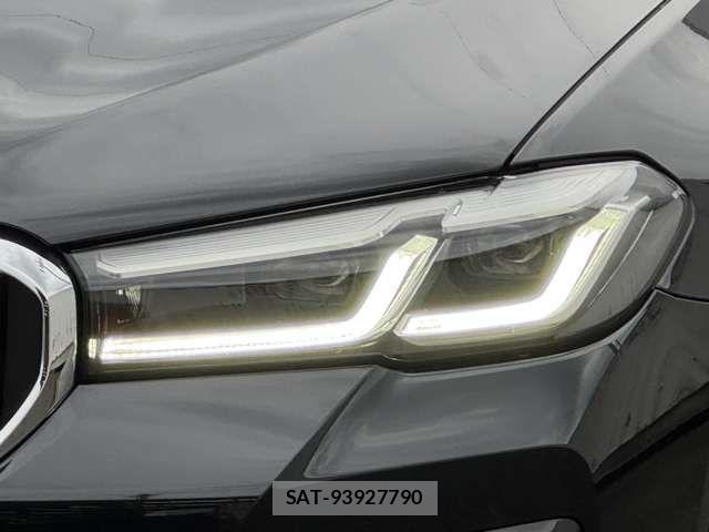 Bmw 5 SERIES 2022-12 8523751-8