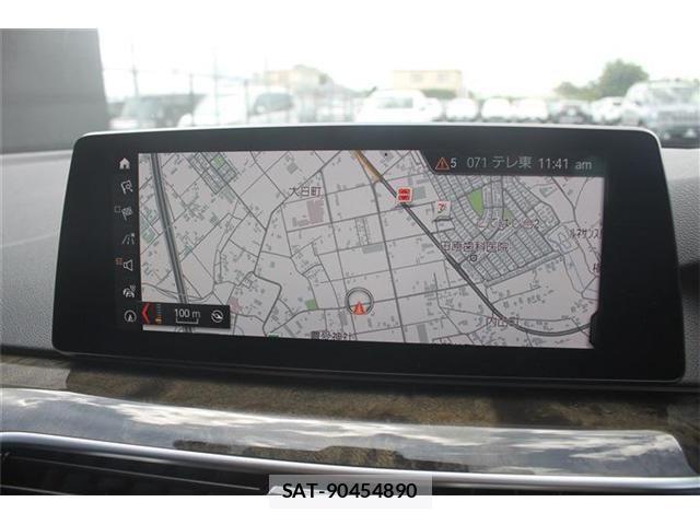Bmw 5 SERIES 2019-05 8561275-1