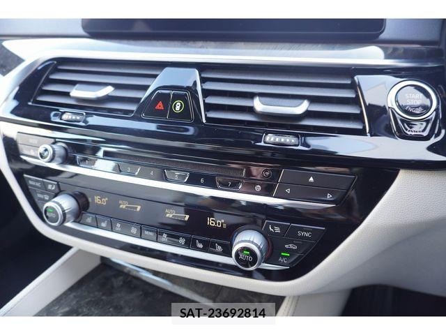 Bmw 5 SERIES 2017-05 8665858-11