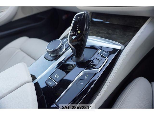 Bmw 5 SERIES 2017-05 8665858-13