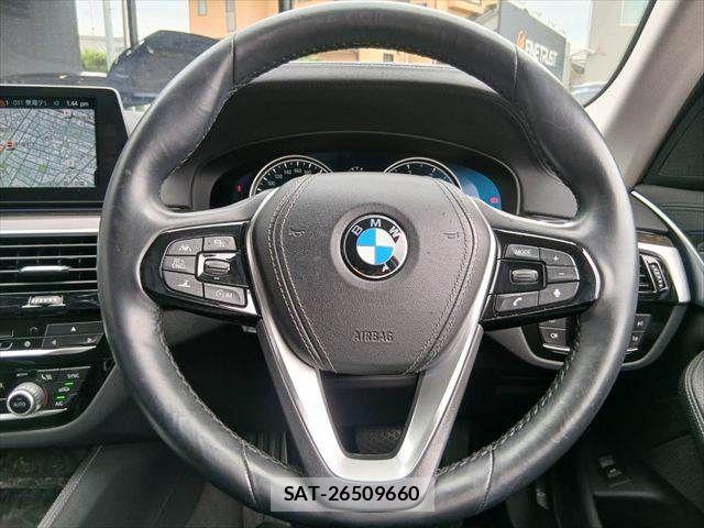 Bmw 5 SERIES 2017-11 8658209-9