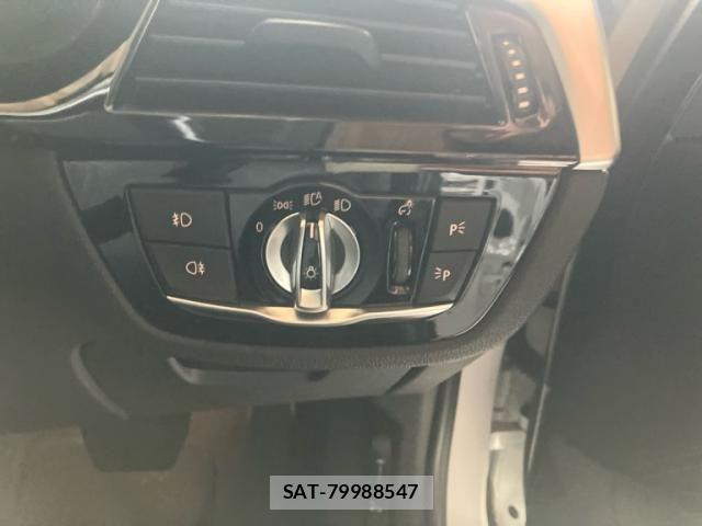 Bmw 5 SERIES 2018-03 8740876-9