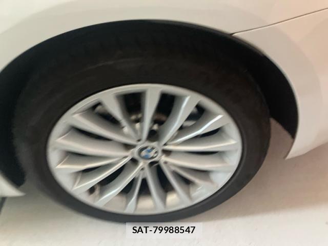 Bmw 5 SERIES 2018-03 8740876-4