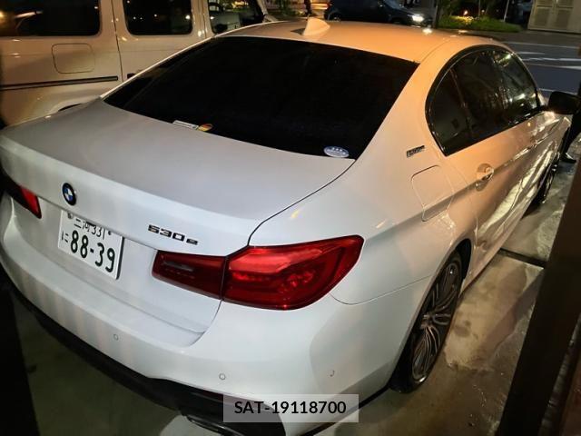 Bmw 5 SERIES 2017-12 8740877-4