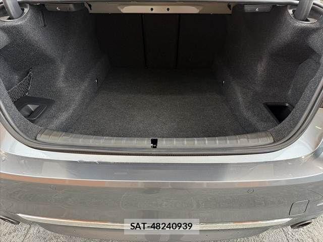 Bmw 5 SERIES 2018-03 8740875-19
