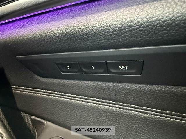 Bmw 5 SERIES 2018-03 8740875-27