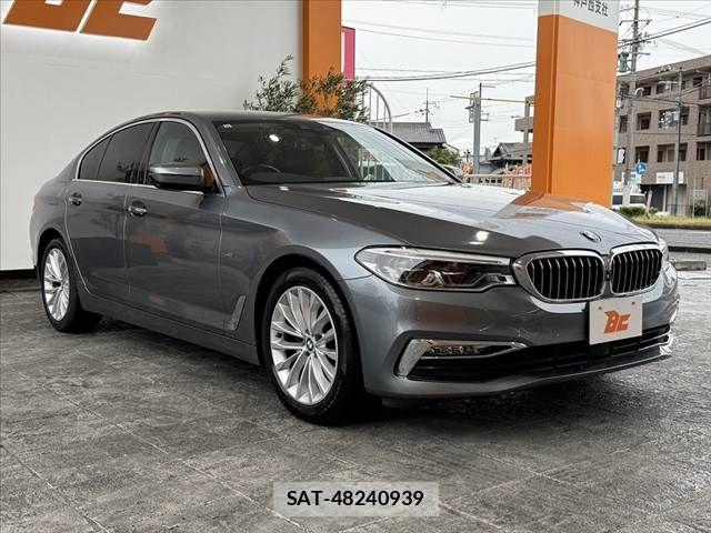 Bmw 5 SERIES 2018-03 8740875-7