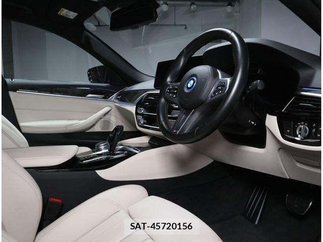 Bmw 5 SERIES 2022-06 8740869-1