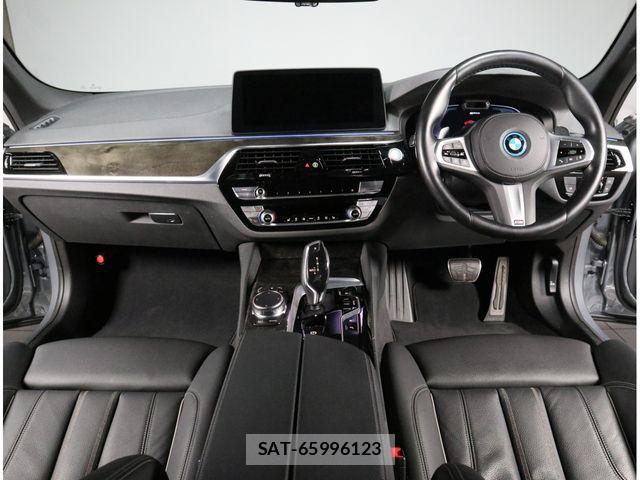 Bmw 5 SERIES 2023-06 8740868-4