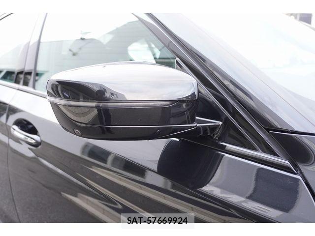 Bmw 5 SERIES 2017-08 8740874-6