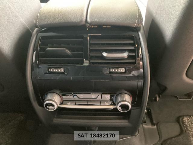 Bmw 5 SERIES 2019-11 8740873-15