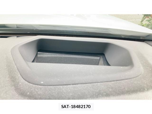 Bmw 5 SERIES 2019-11 8740873-20