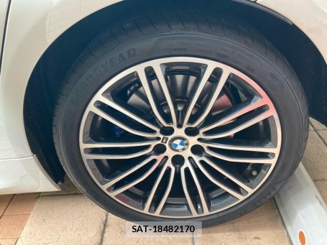 Bmw 5 SERIES 2019-11 8740873-5