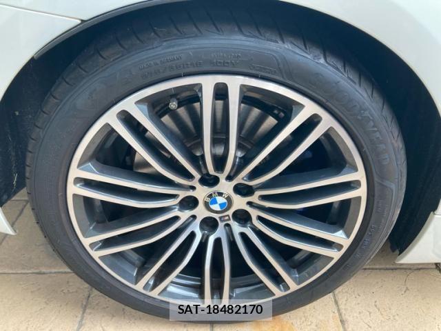 Bmw 5 SERIES 2019-11 8740873-6