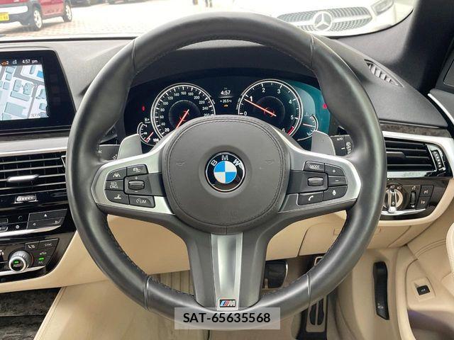 Bmw 5 SERIES 2017-08 8779617-9